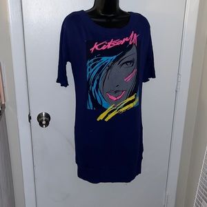 Cute shirt/dress-can be worn off the shoulder